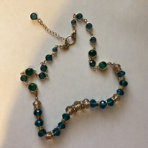 2151 White House Black Market Rhinestone Necklace Gold Tone 20" Teal Aqua - Picture 3 of 4